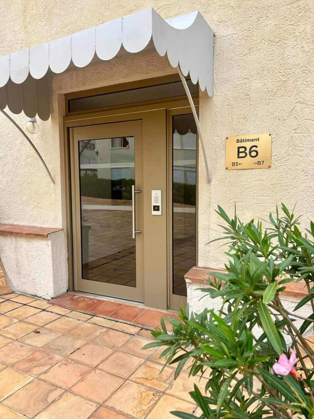Eden Lägenhet Saint-Tropez Exteriör bild
